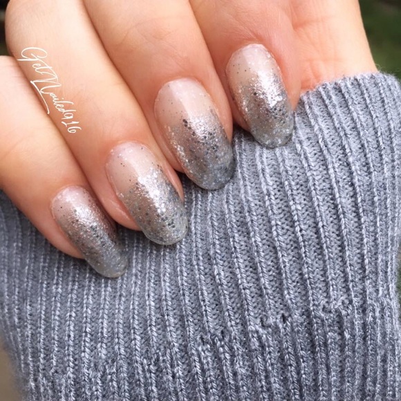 Color Street Dripping in Diamonds - Picture 2 of 4